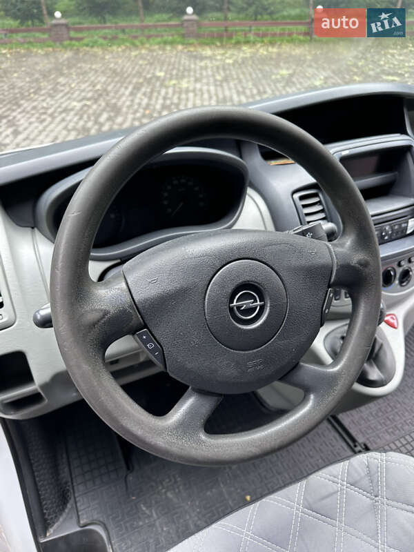 Минивэн Opel Vivaro 2010 в Самборе