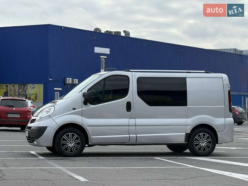 Мінівен Opel Vivaro 2008 в Вінниці