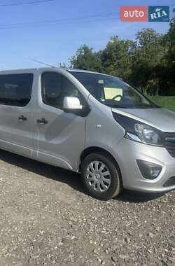 Мінівен Opel Vivaro 2016 в Львові
