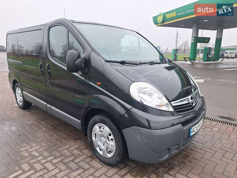 Opel Vivaro 2010 Opel Vivaro 2010