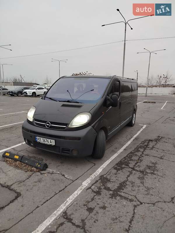 Минивэн Opel Vivaro 2004 в Подгородном