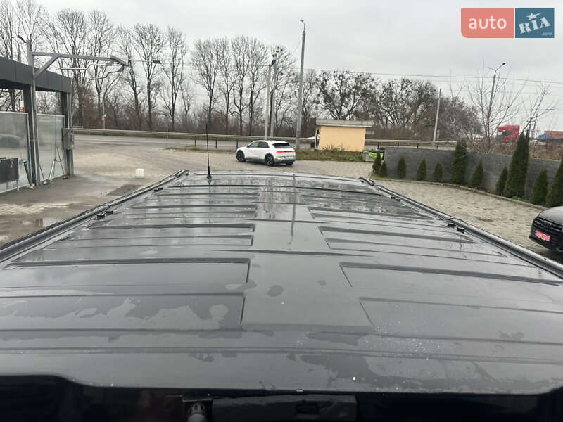 Грузовой фургон Opel Vivaro 2012 в Ровно