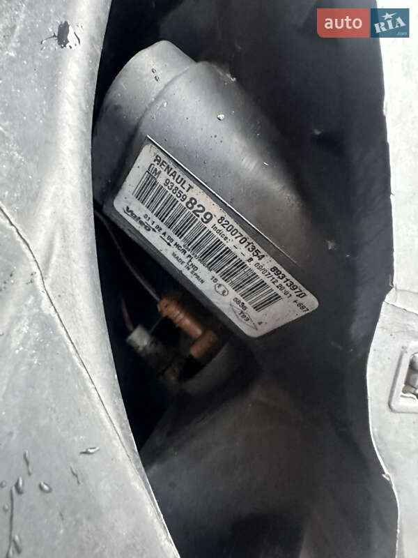 Грузовой фургон Opel Vivaro 2012 в Ровно