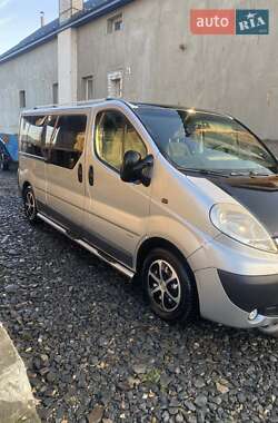 Минивэн Opel Vivaro 2011 в Мукачево
