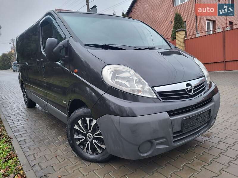 Мінівен Opel Vivaro 2007 в Хмельницькому