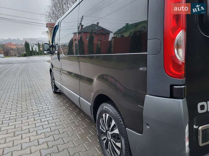 Мінівен Opel Vivaro 2007 в Хмельницькому