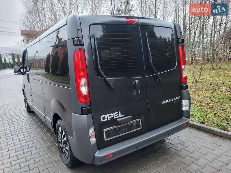 Мінівен Opel Vivaro 2007 в Хмельницькому