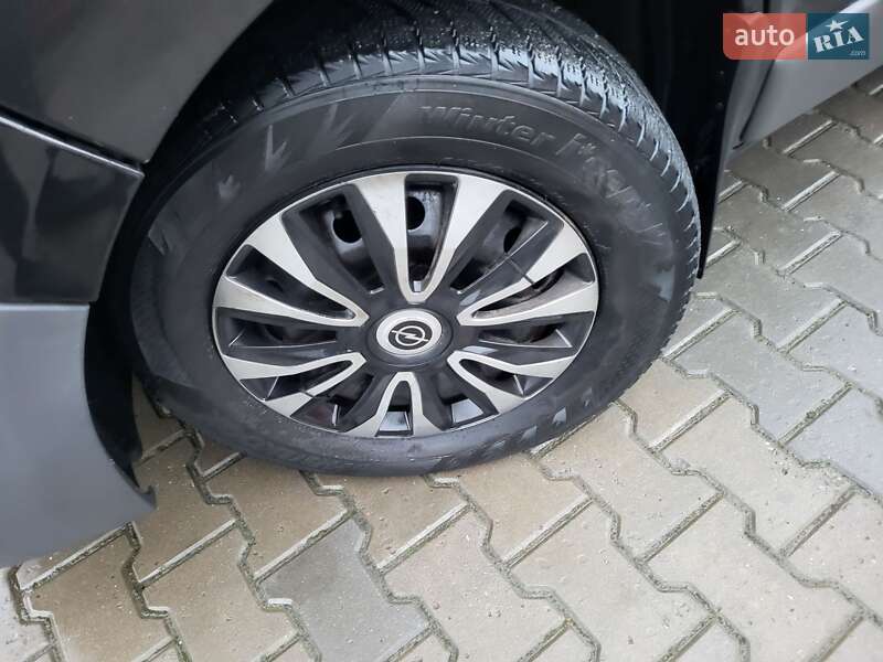 Мінівен Opel Vivaro 2007 в Хмельницькому