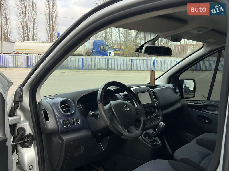 Мінівен Opel Vivaro 2015 в Ковелі фото 48 Мінівен Opel Vivaro 2015 в Ковелі