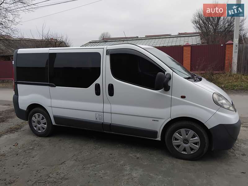 Минивэн Opel Vivaro 2009 в Гостомеле фото 3 Минивэн Opel Vivaro 2009 в Гостомеле