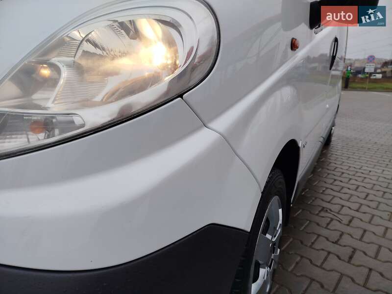 Минивэн Opel Vivaro 2013 в Виннице