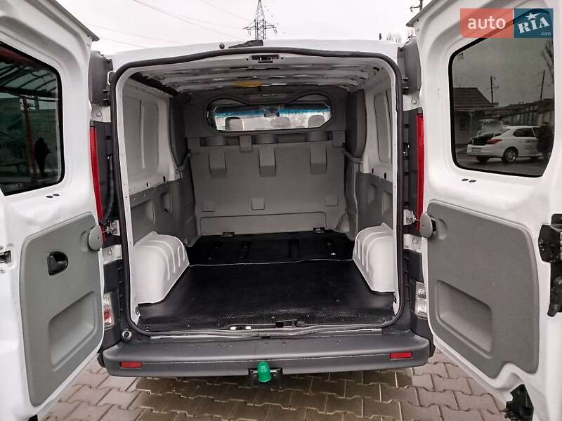 Минивэн Opel Vivaro 2013 в Виннице