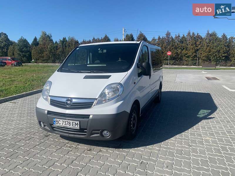 Opel Vivaro 2010 Opel Vivaro 2010