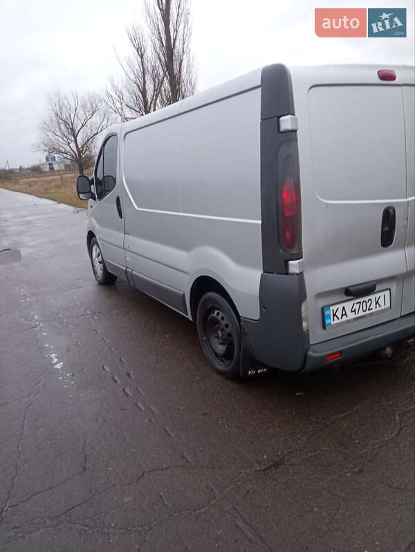 Грузовой фургон Opel Vivaro 2006 в Дубровице фото 6 Грузовой фургон Opel Vivaro 2006 в Дубровице