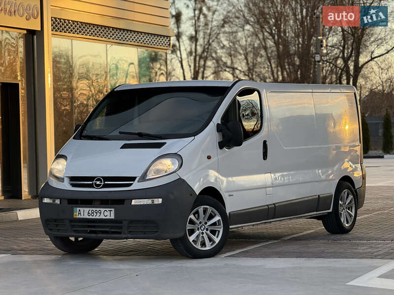 Opel Vivaro 2004