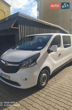 Вантажопасажирський фургон Opel Vivaro 2016 в Одесі