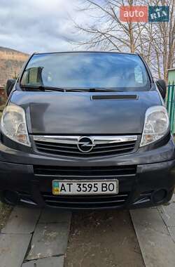Мінівен Opel Vivaro 2008 в Яремчі