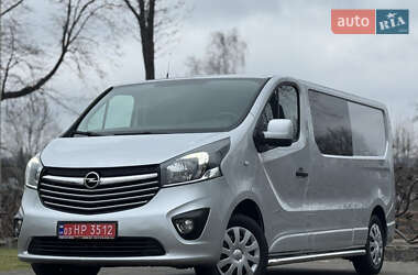 Минивэн Opel Vivaro 2016 в Дрогобыче