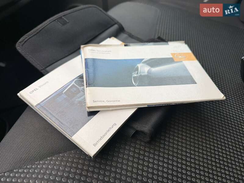 Мінівен Opel Vivaro 2009 в Карлівці