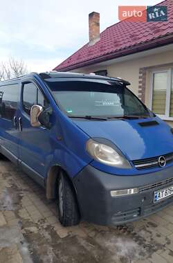 Грузовой фургон Opel Vivaro 2002 в Ильинцах