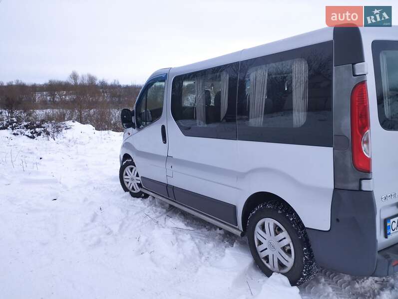Мінівен Opel Vivaro 2008 в Смілі