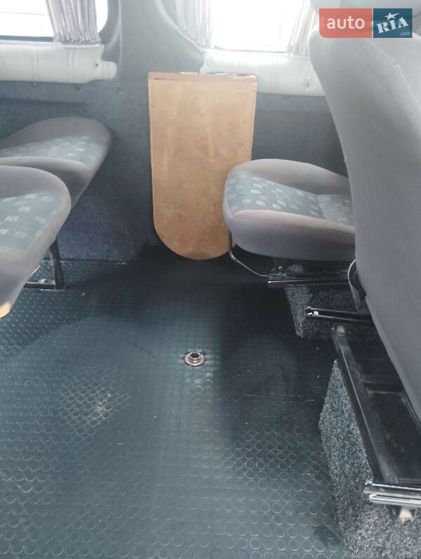 Мінівен Opel Vivaro 2008 в Смілі