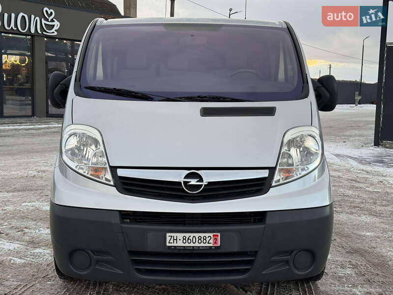 Минивэн Opel Vivaro 2012 в Луцке фото 8 Минивэн Opel Vivaro 2012 в Луцке