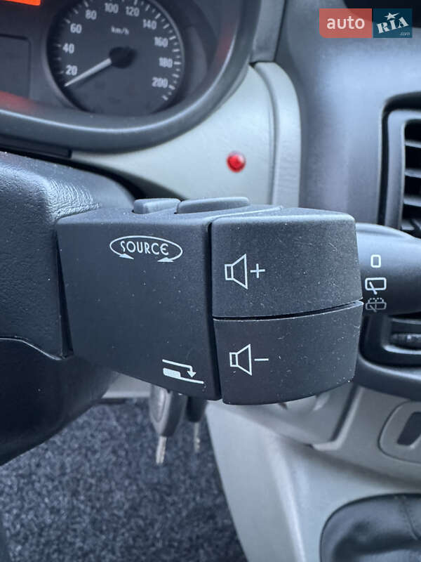 Минивэн Opel Vivaro 2012 в Луцке фото 45 Минивэн Opel Vivaro 2012 в Луцке