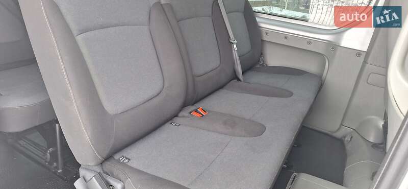 Хетчбек Opel Vivaro 2011 в Луцьку