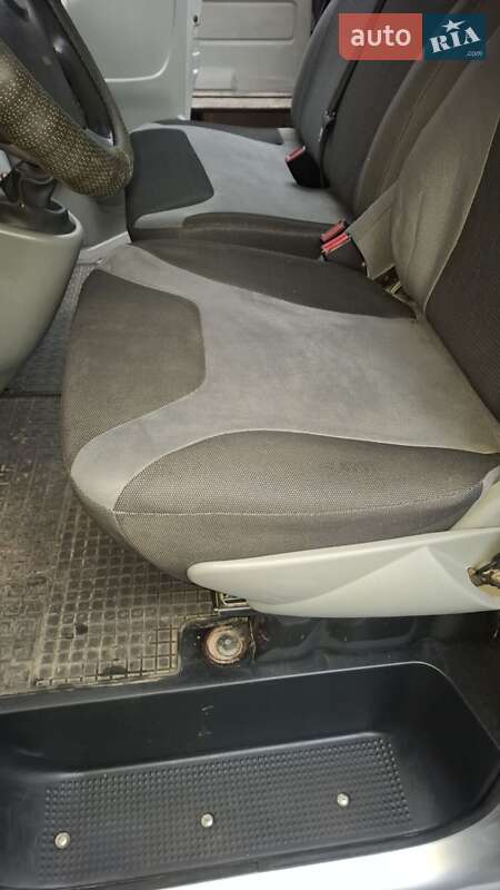 Мінівен Opel Vivaro 2010 в Вінниці