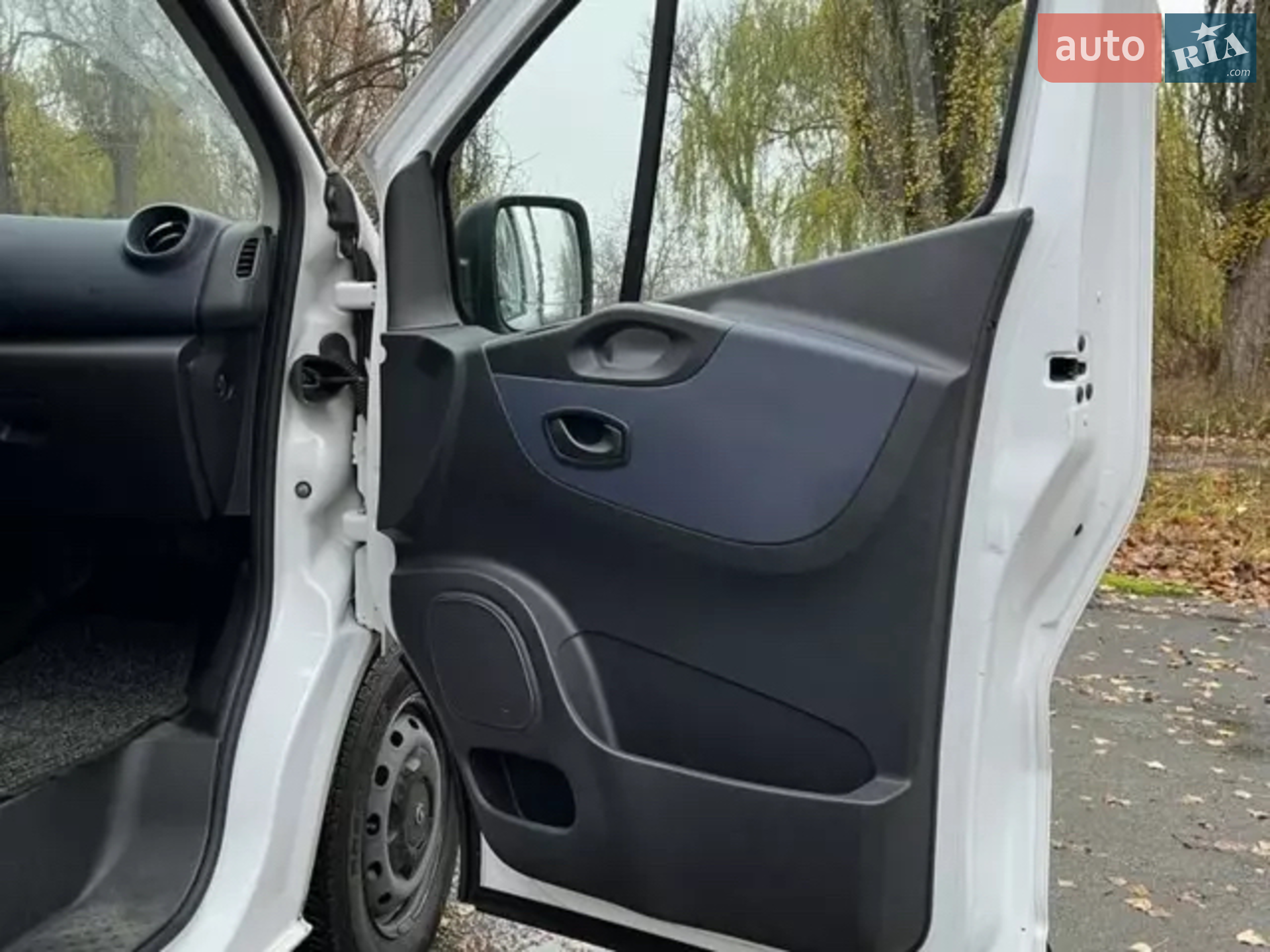 2015 Opel Vivaro - мініатюра 11