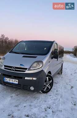 Минивэн Opel Vivaro 2004 в Новояворовске