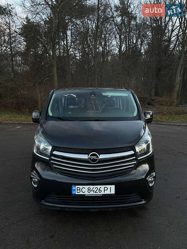 Минивэн Opel Vivaro 2015 в Рава-Русской фото 2 Минивэн Opel Vivaro 2015 в Рава-Русской
