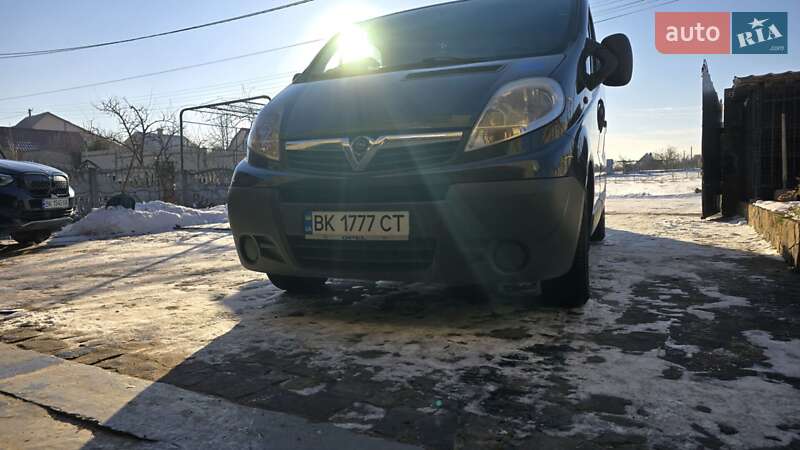 Минивэн Opel Vivaro 2012 в Костополе фото 8 Минивэн Opel Vivaro 2012 в Костополе