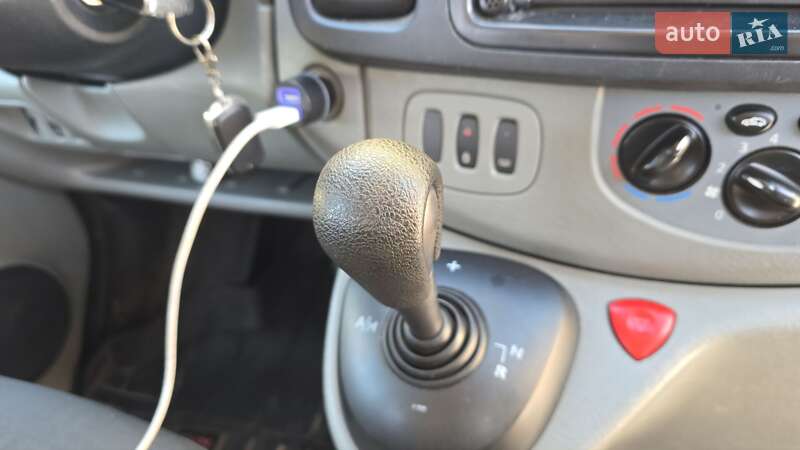 Минивэн Opel Vivaro 2012 в Костополе фото 15 Минивэн Opel Vivaro 2012 в Костополе