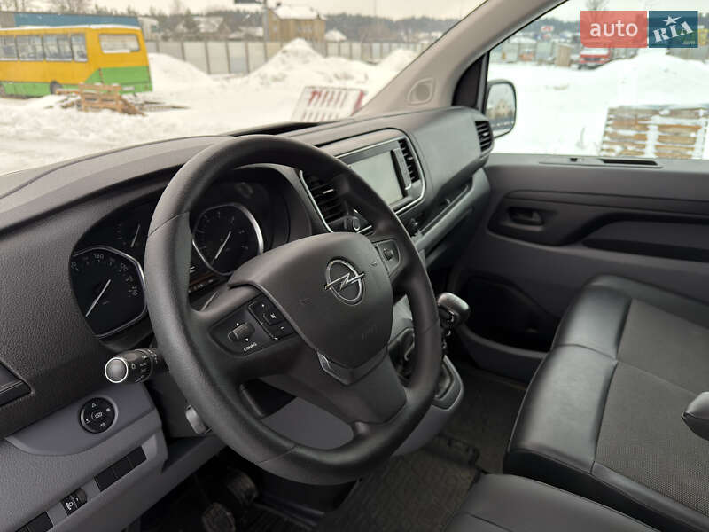 Вантажний фургон Opel Vivaro 2020 в Радивиліві