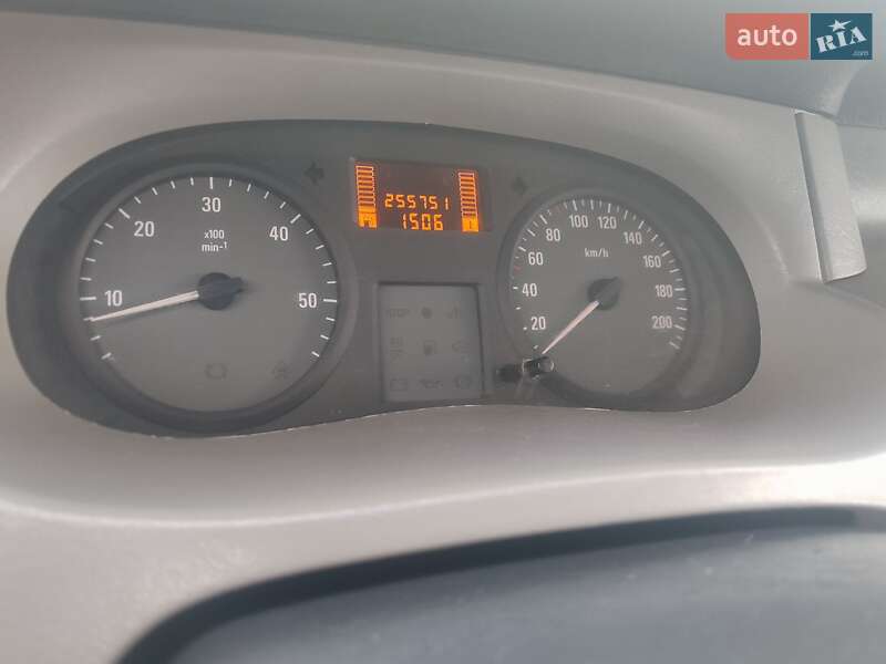 Мінівен Opel Vivaro 2007 в Вінниці