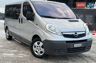 Минивэн Opel Vivaro 2012 в Луцке