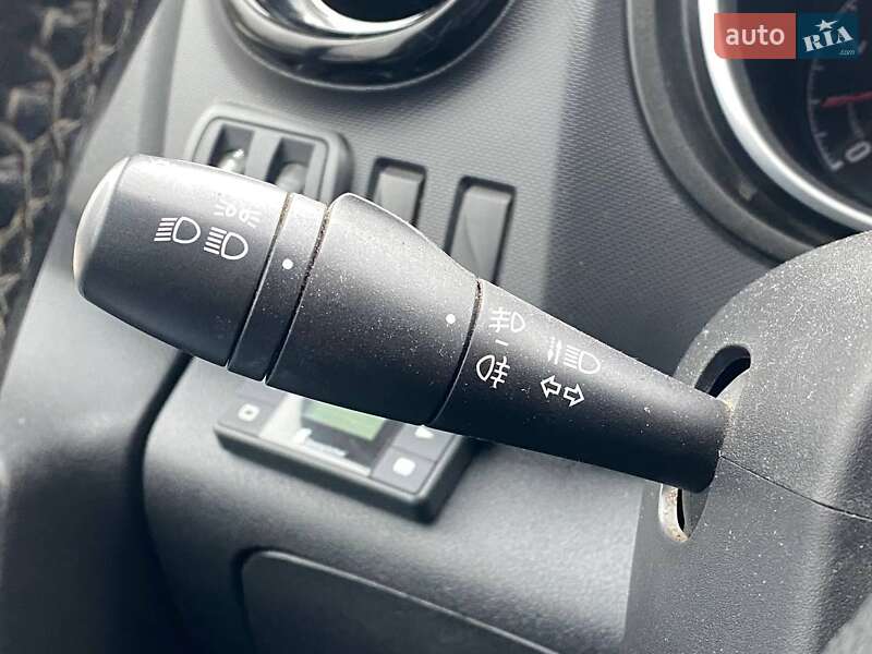 Минивэн Opel Vivaro 2017 в Киеве фото 18 Минивэн Opel Vivaro 2017 в Киеве