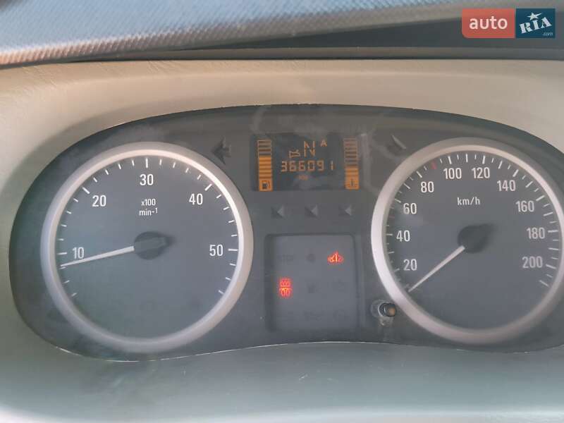 Грузопассажирский фургон Opel Vivaro 2007 в Днепре фото 46 Грузопассажирский фургон Opel Vivaro 2007 в Днепре