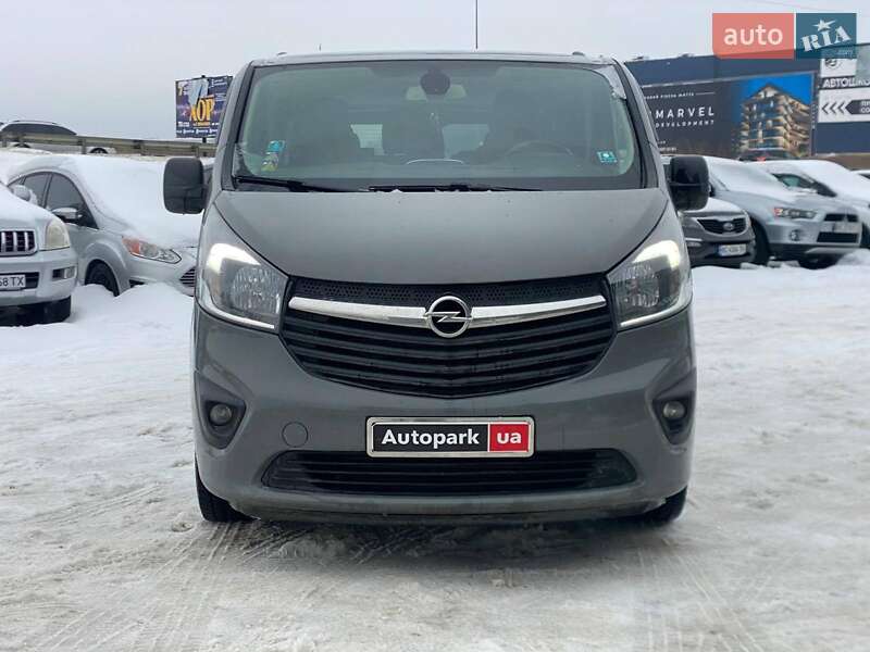 Минивэн Opel Vivaro 2015 в Львове