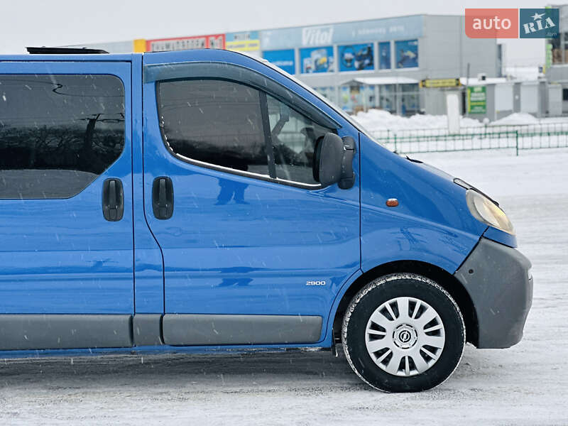 Минивэн Opel Vivaro 2005 в Харькове