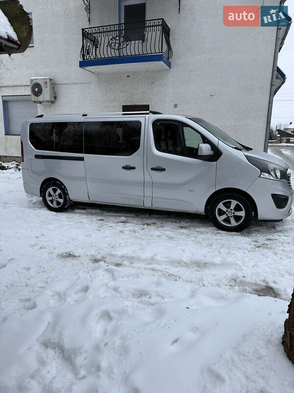 Минивэн Opel Vivaro 2014 в Коломые