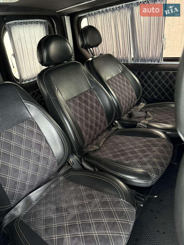 Минивэн Opel Vivaro 2014 в Коломые