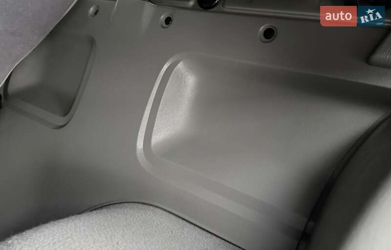 Минивэн Opel Vivaro 2012 в Львове