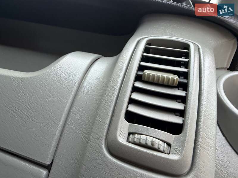 Минивэн Opel Vivaro 2012 в Львове