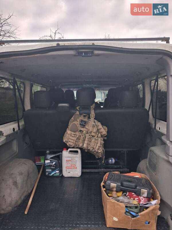 Минивэн Opel Vivaro 2010 в Киеве фото 3 Минивэн Opel Vivaro 2010 в Киеве