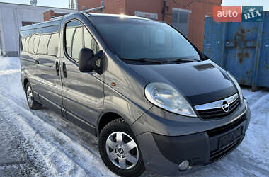 Мінівен Opel Vivaro 2012 в Києві