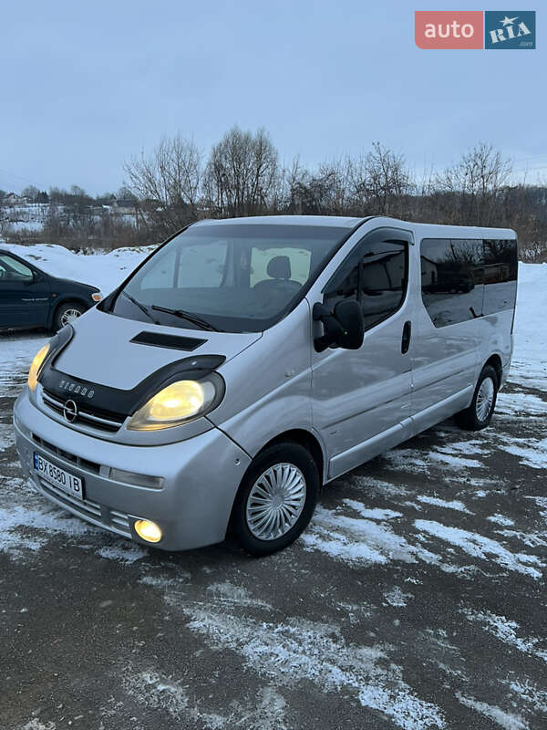 Opel Vivaro 2005
