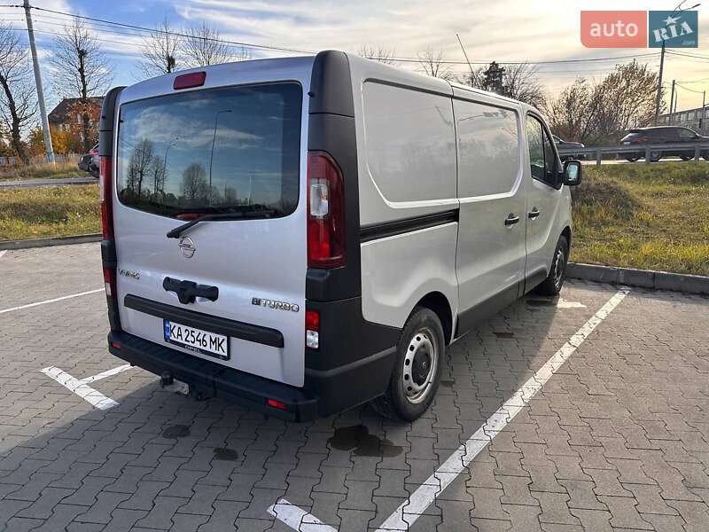 Грузовой фургон Opel Vivaro 2017 в Вышгороде